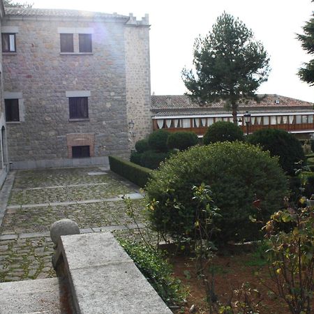 Parador de Ávila Exterior foto