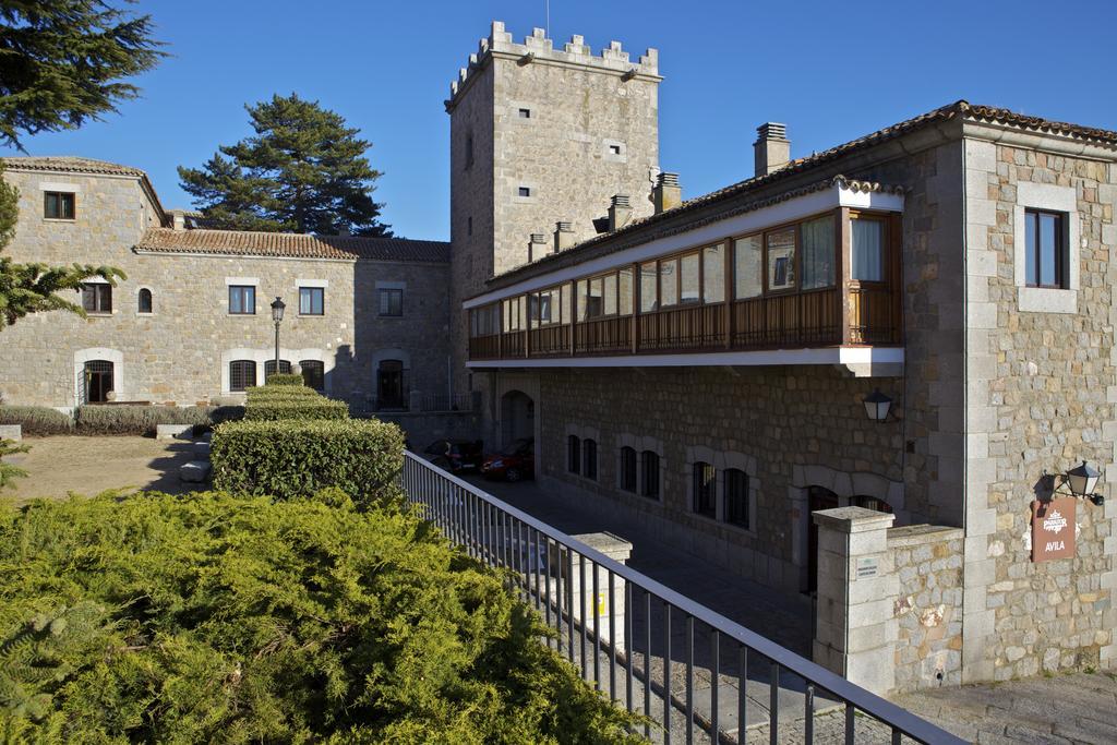 Parador de Ávila Exterior foto