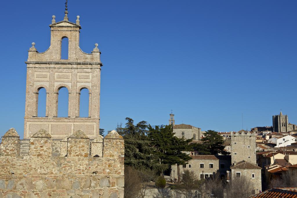 Parador de Ávila Exterior foto